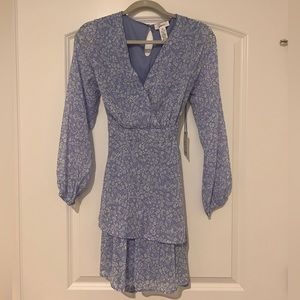 NWT JAPNA Blue & White Floral Long sleeve V-Neck Tie Flowy Dress Medium